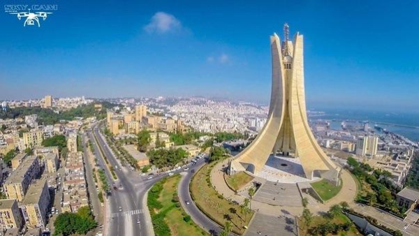 Əlcəzair Fransadakı səfirini geri çağırdı